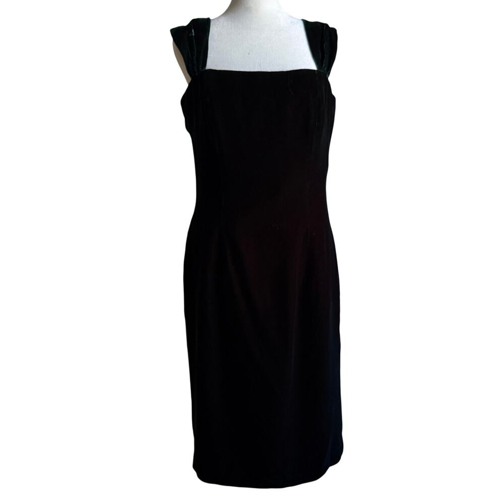90s Vintage En Francais Dark Green Velvet Square Neck Cocktail Dress | Medium
